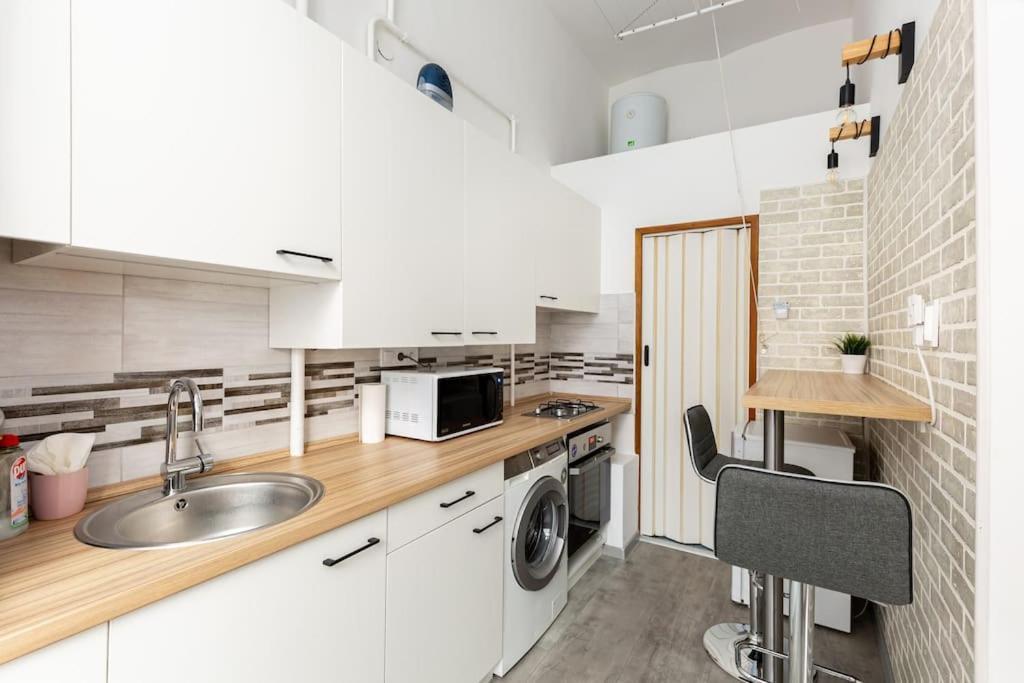 K5 Kis Apartment Budapest Bagian luar foto