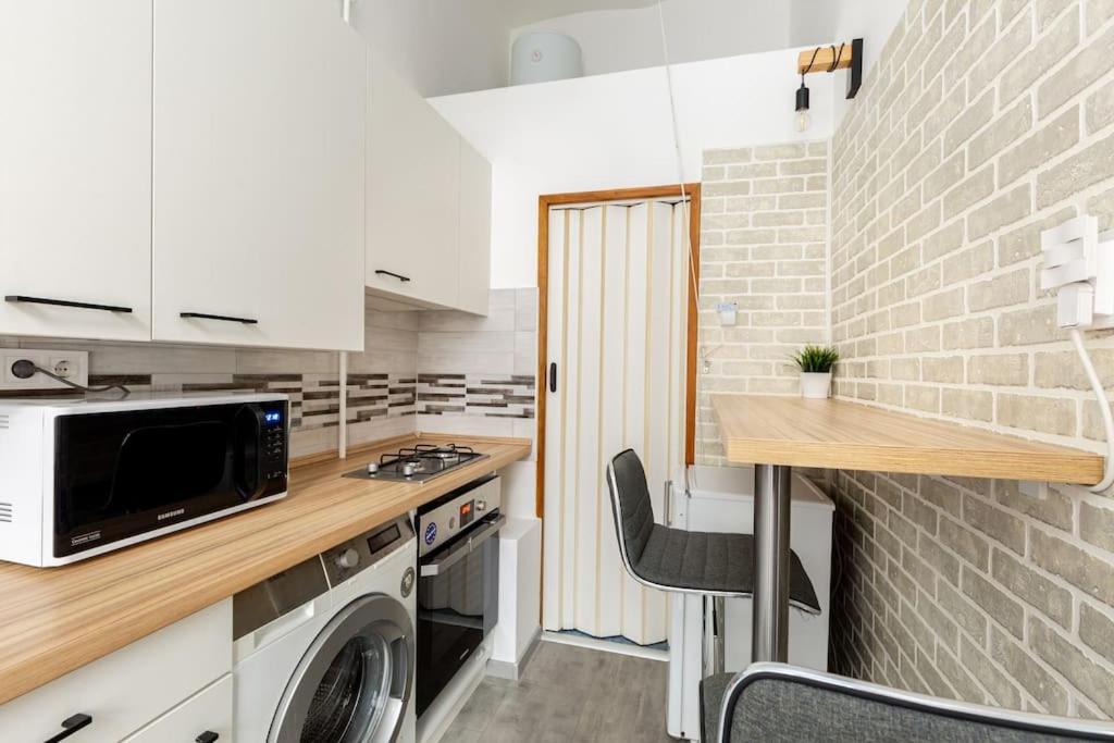 K5 Kis Apartment Budapest Bagian luar foto