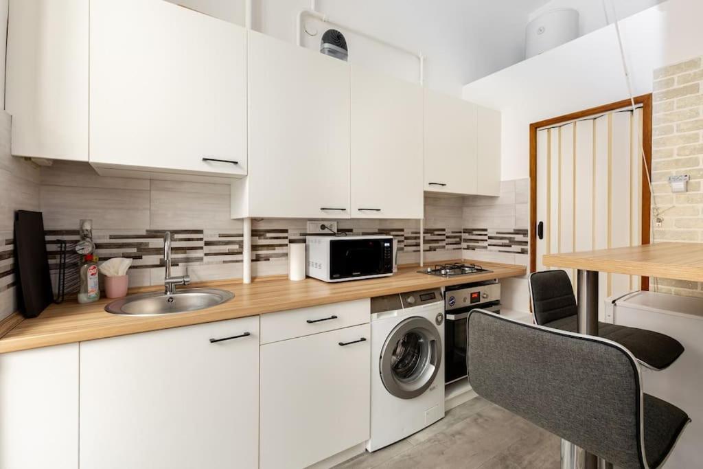 K5 Kis Apartment Budapest Bagian luar foto